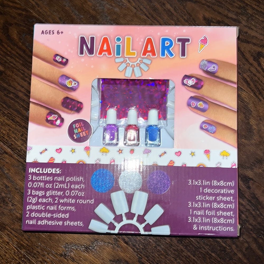 Nail arte